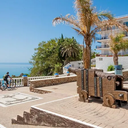 Apartamento Carabeo 3 Dorm *