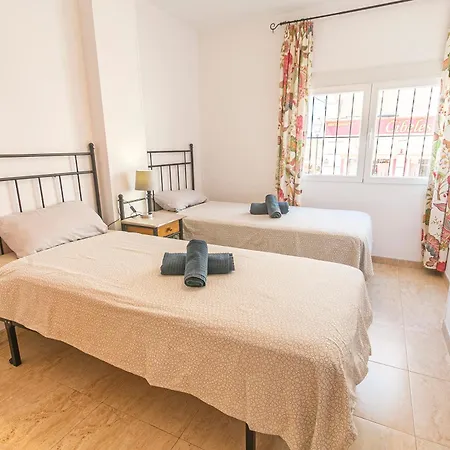 Carabeo 3 Dorm Nerja